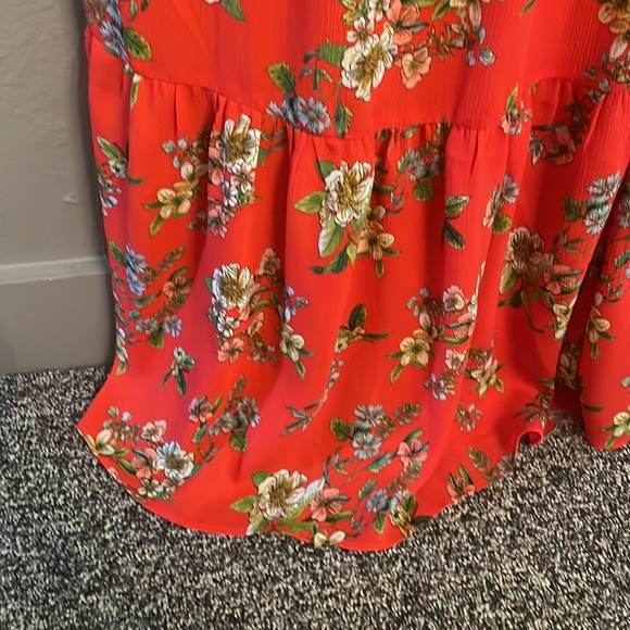 New York & Company Floral Maxi Dress. New with tags - Picture 5 of 6